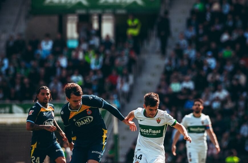 Elche y Espanyol aumentan su agonía en este 2026