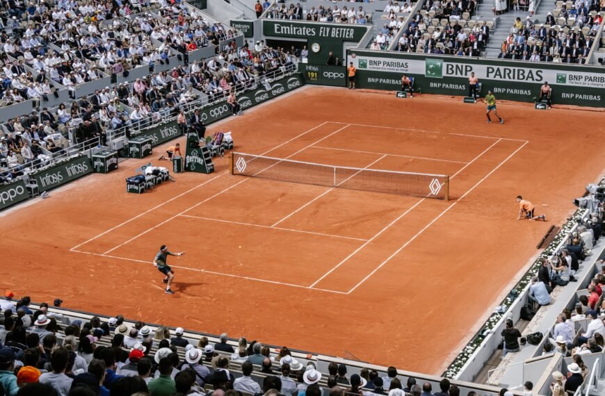 La tierra batida vuelve a mandar en el circuito