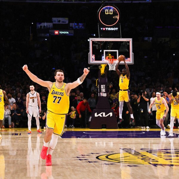 Los Lakers presentan su candidatura